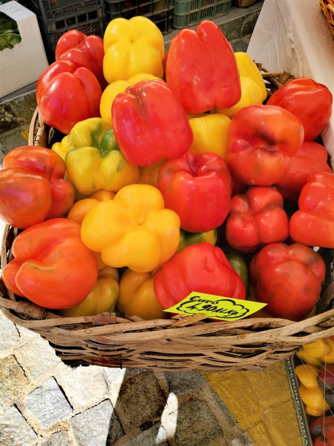 HARVEST FESTIVAL, PEPPERS & AN ‘INNER GLOW’: with Red Pepper Salsa